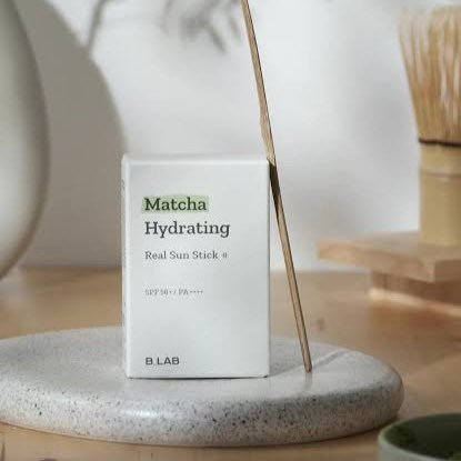 B Lab Matcha Hydrating Airy Sun Stick SPF50+ PA++++ - Image 3